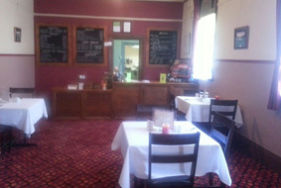 Ellalong Hotel - Accommodation Perth 1