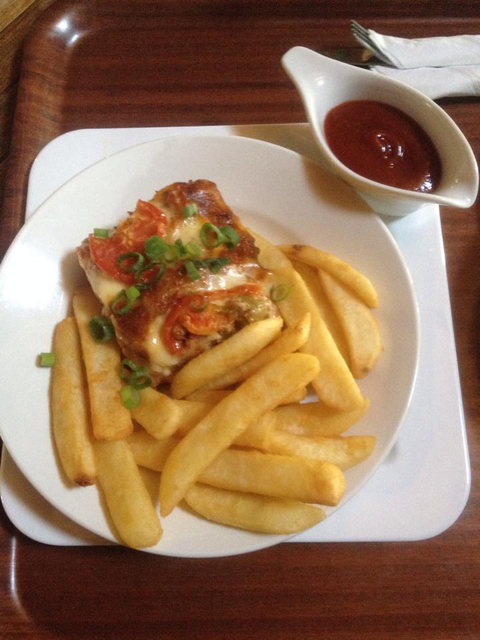 The Caves Country Pub - Perth Resorts 0