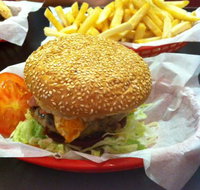 Bernies Diner - Perth Resorts