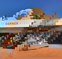 Corner Coffee Window - Perth Resorts