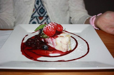 Oasis By The River Café Restaurant - Perth Resorts 0