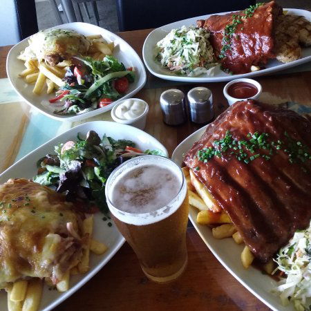 The Alex Bar & Grill - Accommodation Perth 0