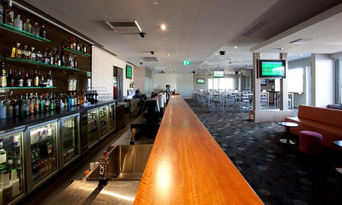 The Avenues Tavern - Accommodation Perth 3