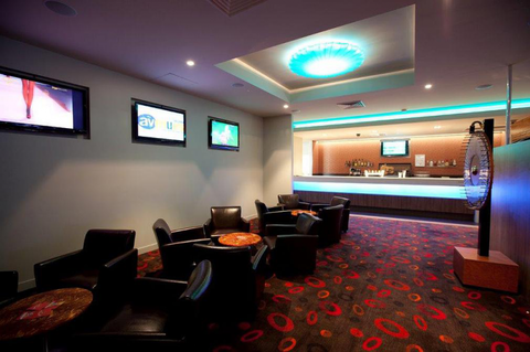 The Avenues Tavern - Accommodation Perth 4