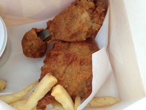 KFC - Perth Resorts 0