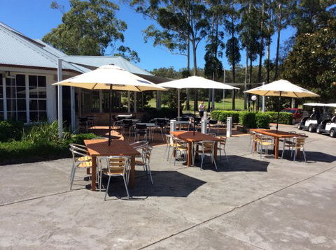 The Bunker Bar & Bistro - Perth Resorts 5