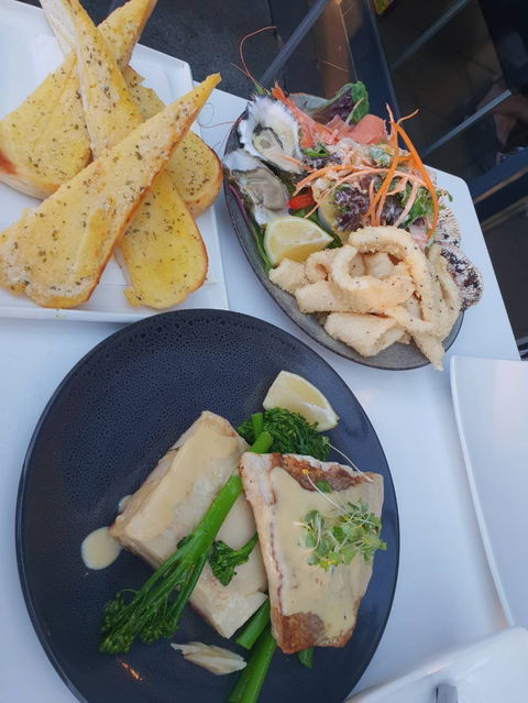 Yellowfin Seafood Restaurant - Accommodation Perth 1