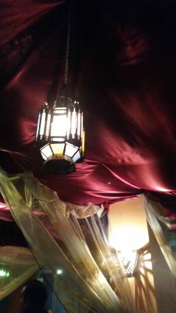 Arabian Lounge - Accommodation Perth 0