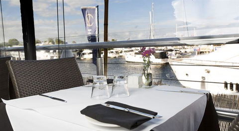 Black Angus Bar & Grill - Perth Resorts 0