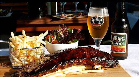 Black Angus Bar & Grill - Perth Resorts 10
