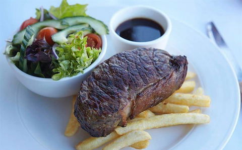 Black Angus Bar & Grill - Perth Resorts 1