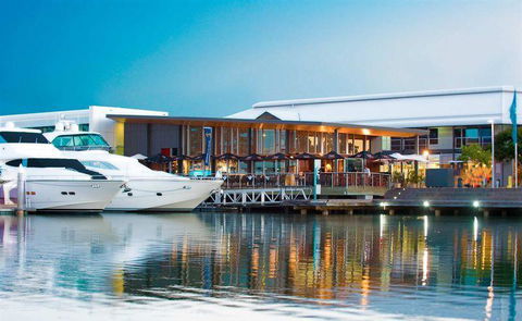 Black Angus Bar & Grill - Perth Resorts 2