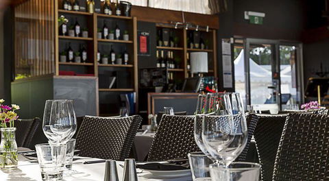 Black Angus Bar & Grill - Perth Resorts 5