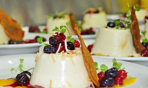 Amarok Bar & Restaurant - Perth Resorts 13