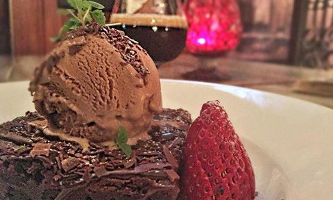 Amarok Bar & Restaurant - Perth Resorts 8