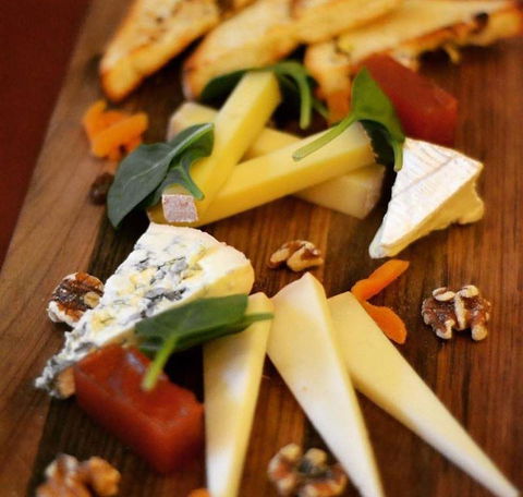 A La Bouffe Bar & Bistro - Accommodation Perth 5