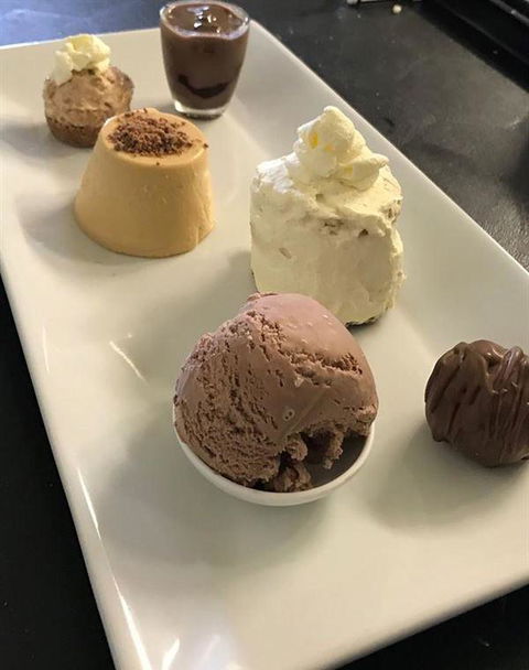 Cottontails Restaurant And Winery - Accommodation Perth 9