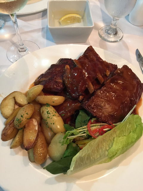 Sails Restaurant - Accommodation Perth 4