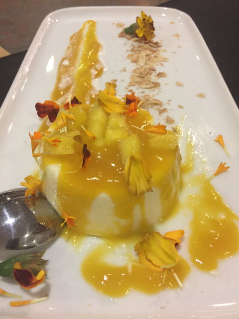 Seasons Hotel Restaurant - Accommodation Perth 1