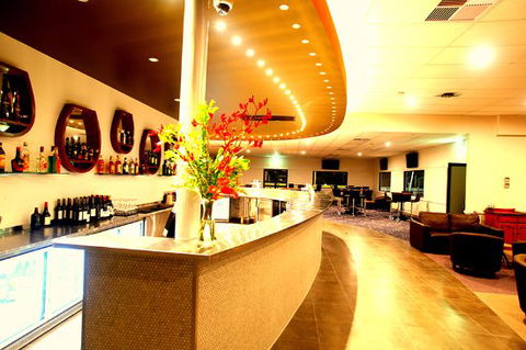 Wavecrest Bar & Bistro - Perth Resorts 0