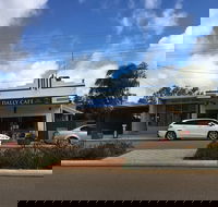 Dally Cafe - Perth Resorts