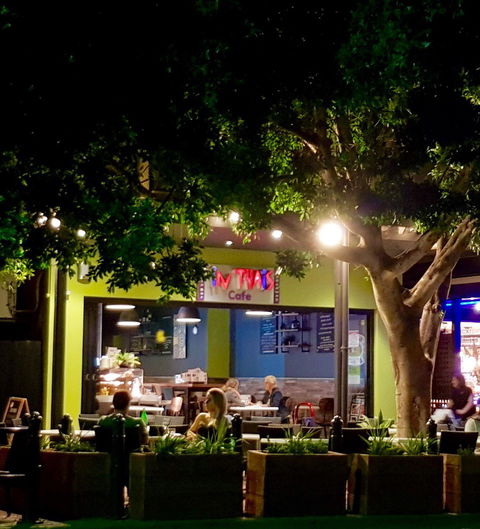 In Thais Cafe - Accommodation Perth 8