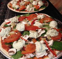 Let's Do Pizza - Perth Resorts