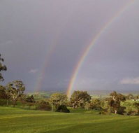 Tenafeate Creek Winery - Perth Resorts