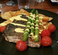 Tower Hotel Bistro - Perth Resorts