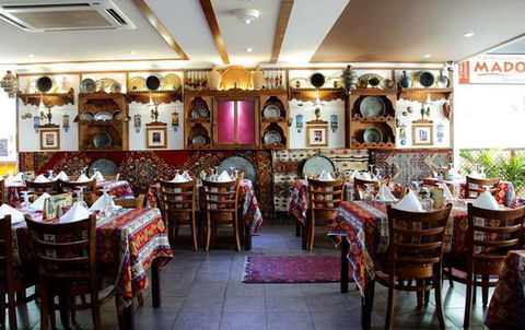 MADO Cafe And Restaurant - Accommodation Perth 0