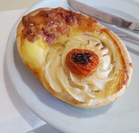 Minlaton Bakery - Perth Resorts