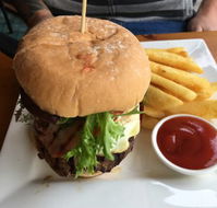 Oakbank Hotel - Accommodation Perth