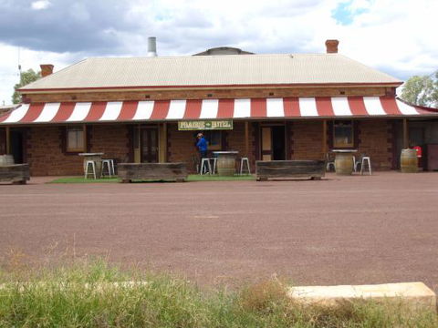Prairie Hotel - Accommodation Perth 0