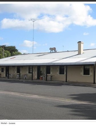 Tantanoola SA Accommodation Perth