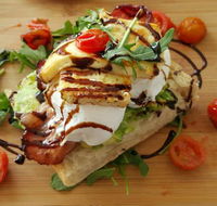 Deedot Coffee House - Perth Resorts
