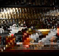 One 50 Tavern - Accommodation Perth