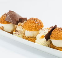C'est Bon Restaurant Francais - Perth Resorts