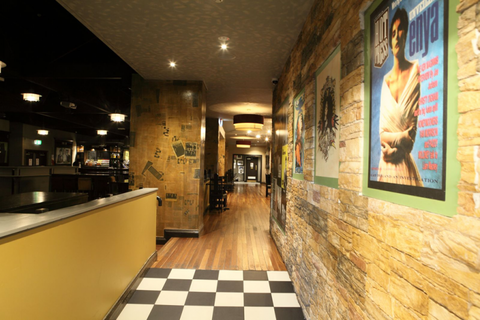 The Irish Village - Accommodation Perth 1
