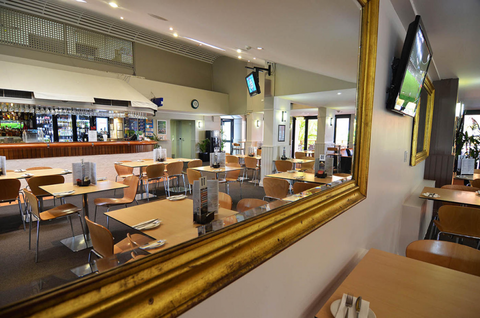 Ashmore Tavern - Accommodation Perth 2