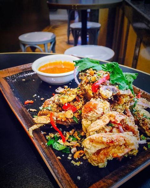 Apple Daily Bar & Eating House - Perth Resorts 5