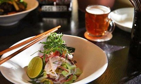 Apple Daily Bar & Eating House - Perth Resorts 8