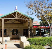 Russell Tavern - Accommodation Perth