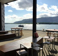 Wharf One Cafe - Perth Resorts