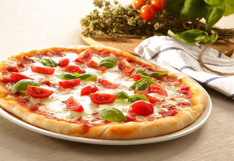 Royale Pizza - Accommodation Perth 0
