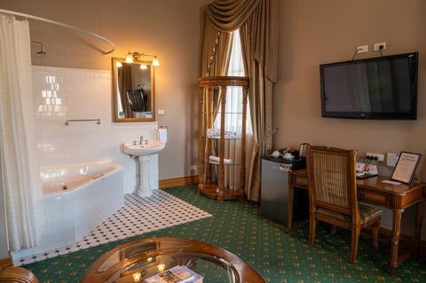 Denison Boutique Hotel - Accommodation Perth 10