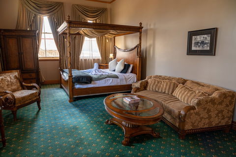 Denison Boutique Hotel - Accommodation Perth 12