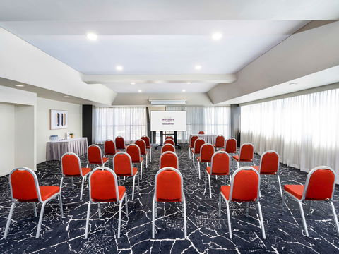 Mercure Rockhampton - Perth Resorts 9