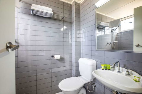 Nightcap At Glengala Hotel - Accommodation Perth 2