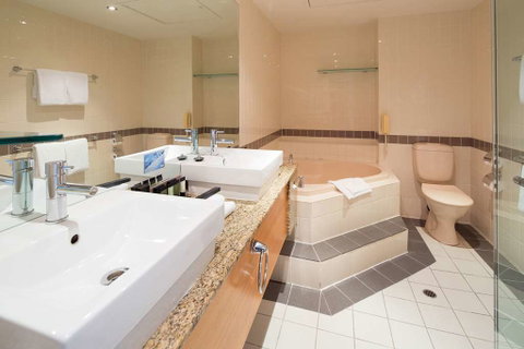 Royal on the Park - Accommodation Perth 12