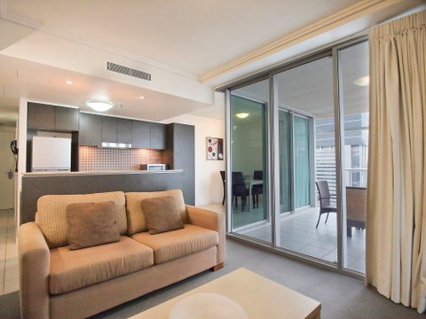 Oaks Casino Towers - Accommodation Perth 2